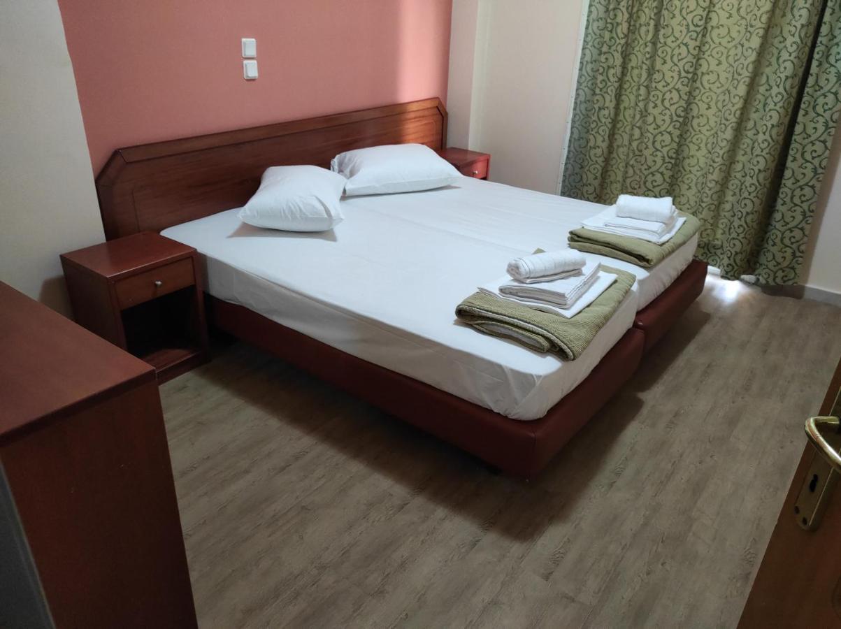Hotel Lido Athena Bagian luar foto