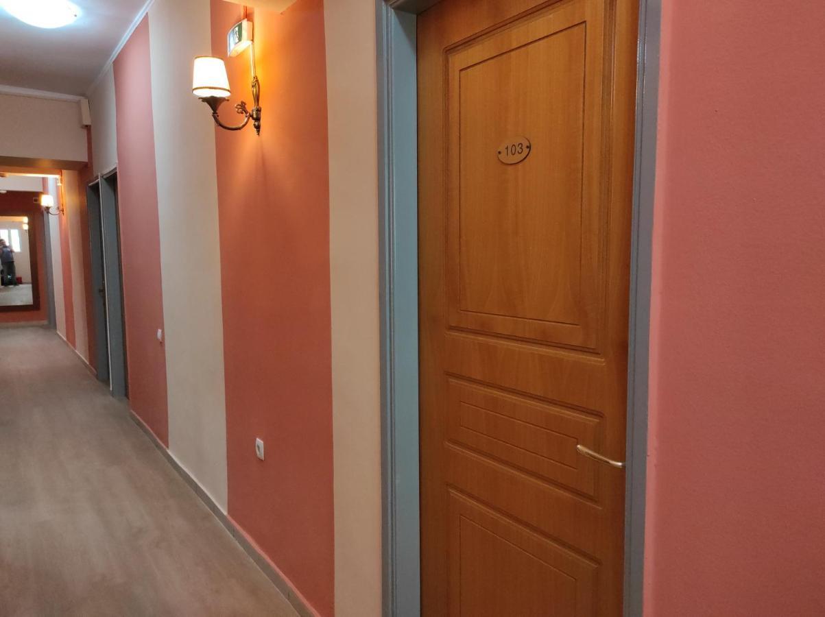 Hotel Lido Athena Bagian luar foto