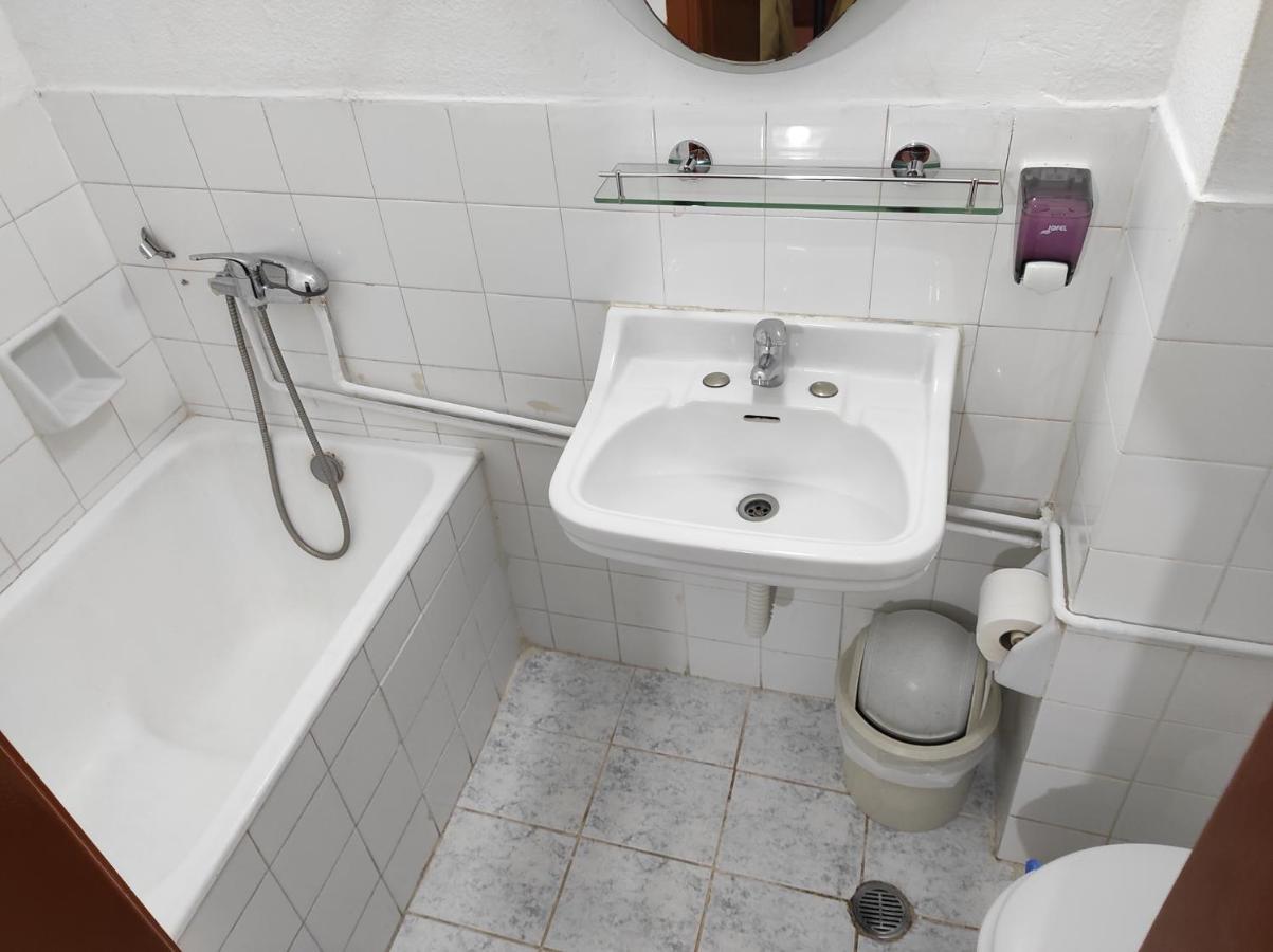 Hotel Lido Athena Bagian luar foto