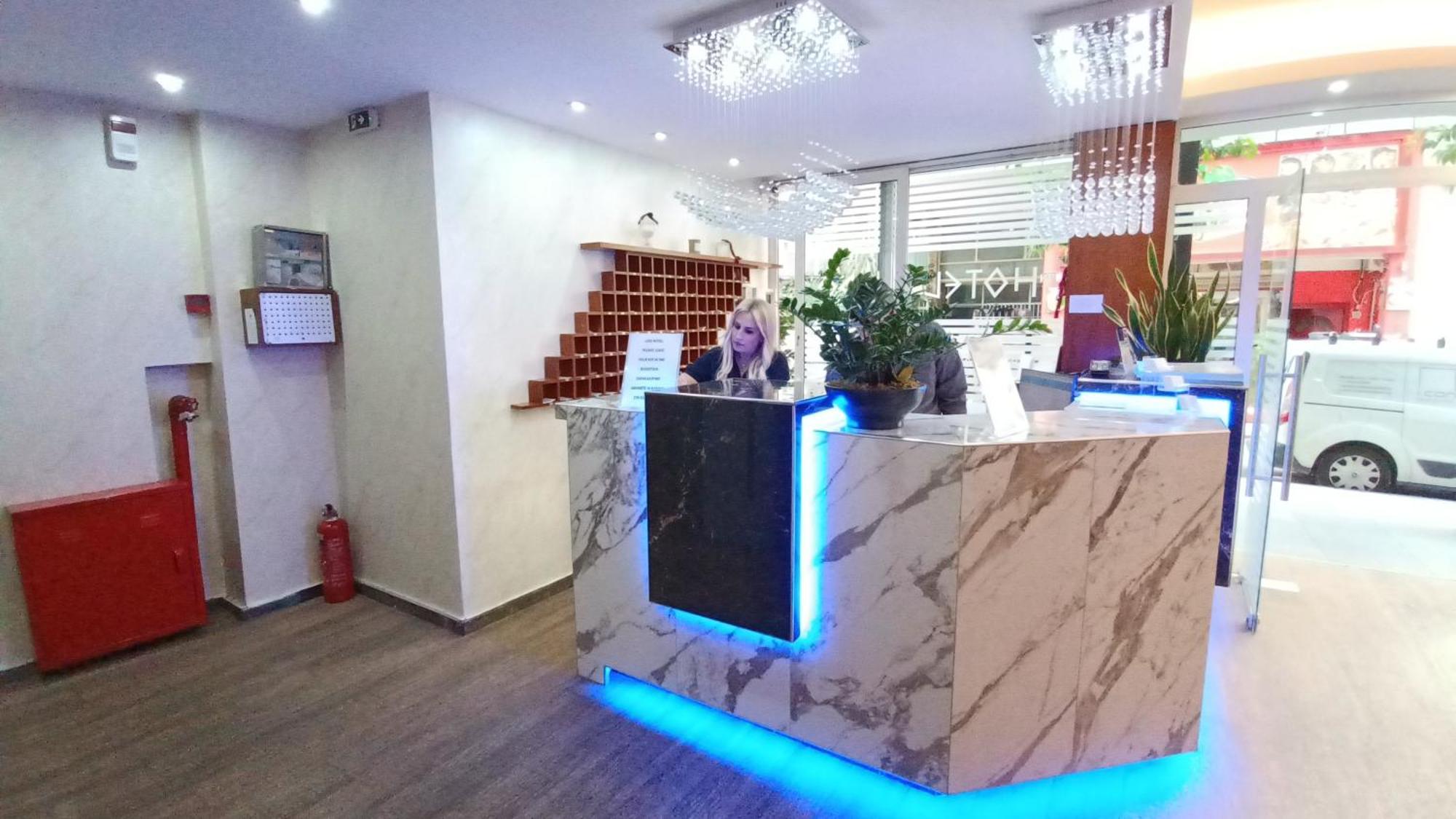 Hotel Lido Athena Bagian luar foto